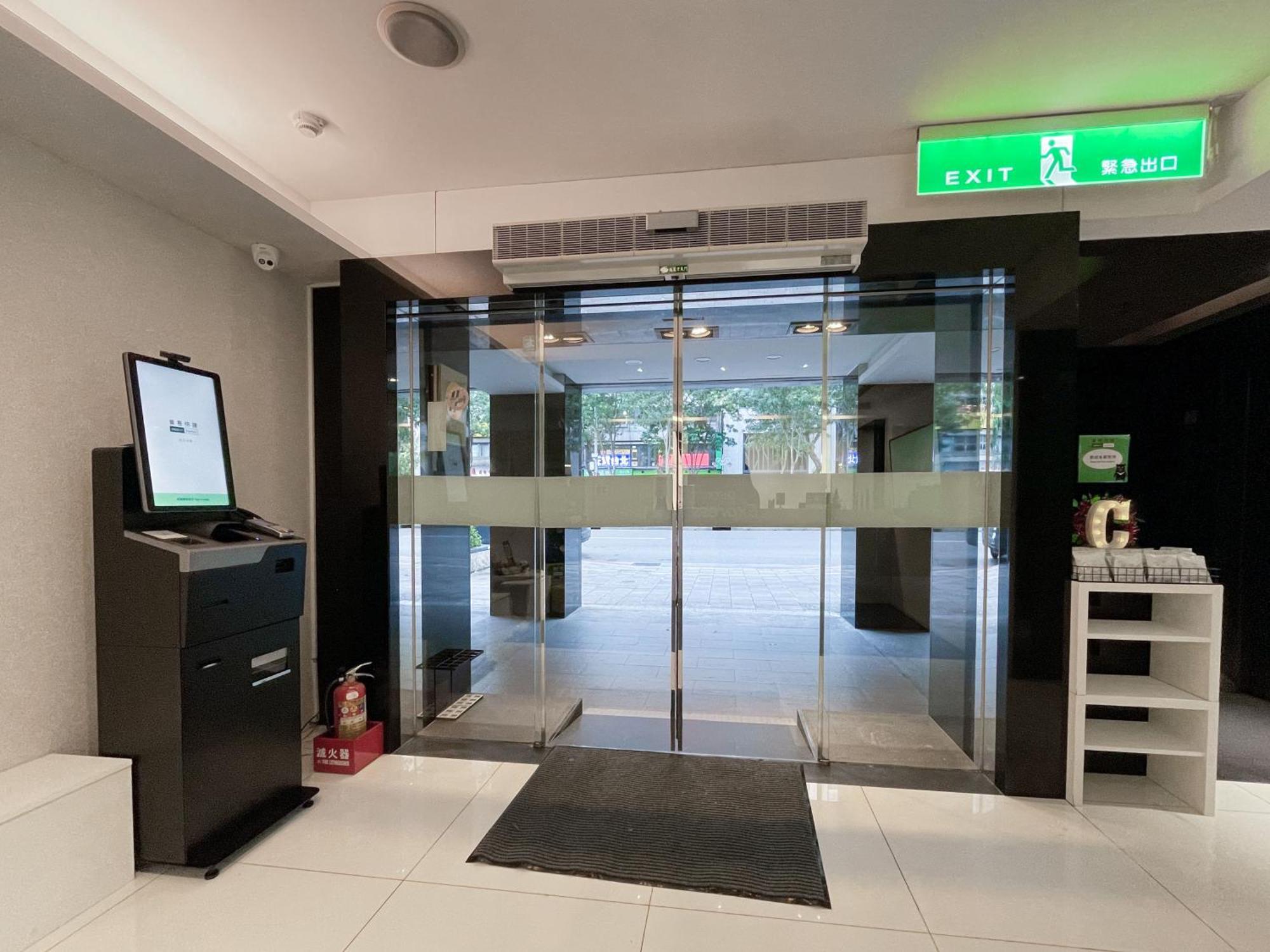 Check Inn Express Taipei Yongkang Luaran gambar